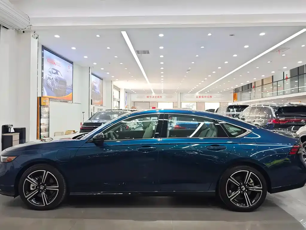 Honda Accord New Energy — фото 5