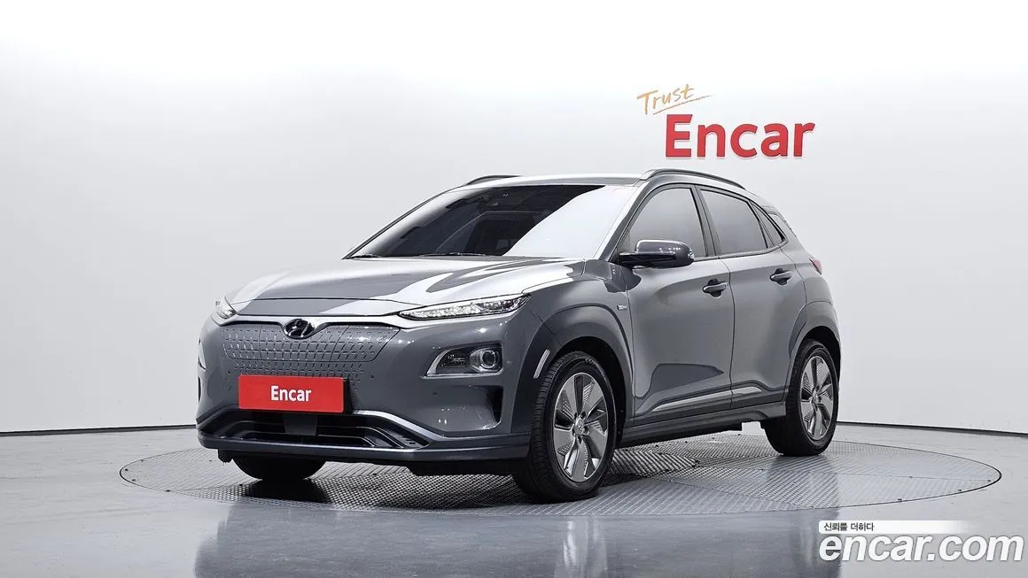 Hyundai Kona — фото 1