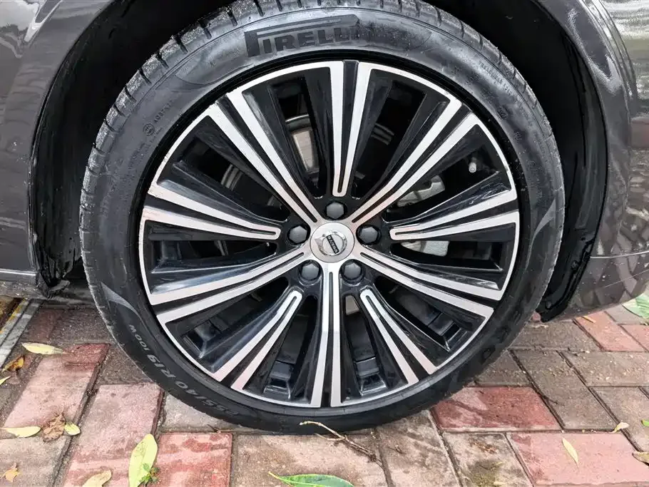 Volvo S90 — фото 7