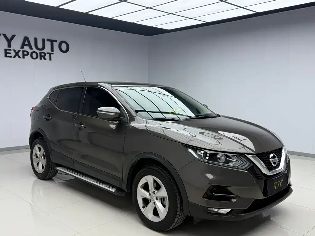 Nissan Qashqai — фото 10