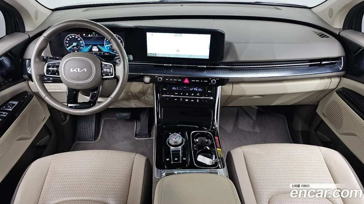 Kia Carnival — фото 10