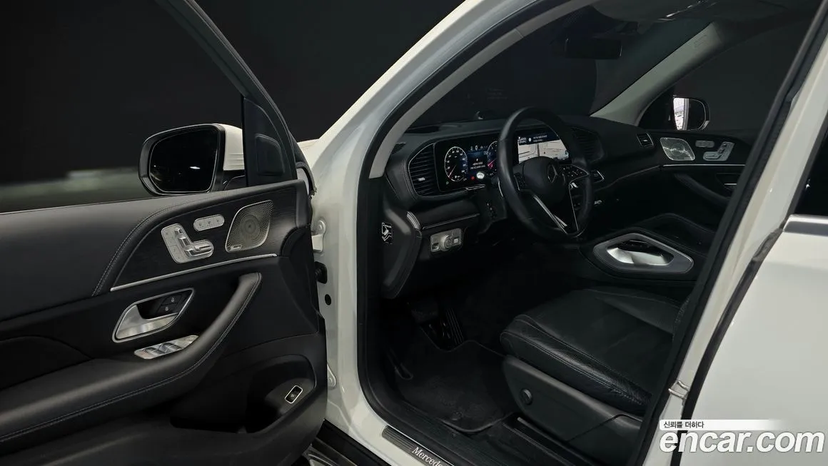 Mercedes-Benz GLE-Class — фото 6