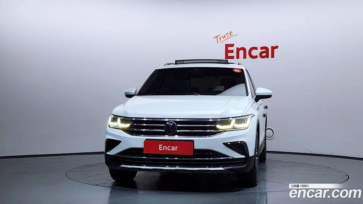 Volkswagen Tiguan — фото 7