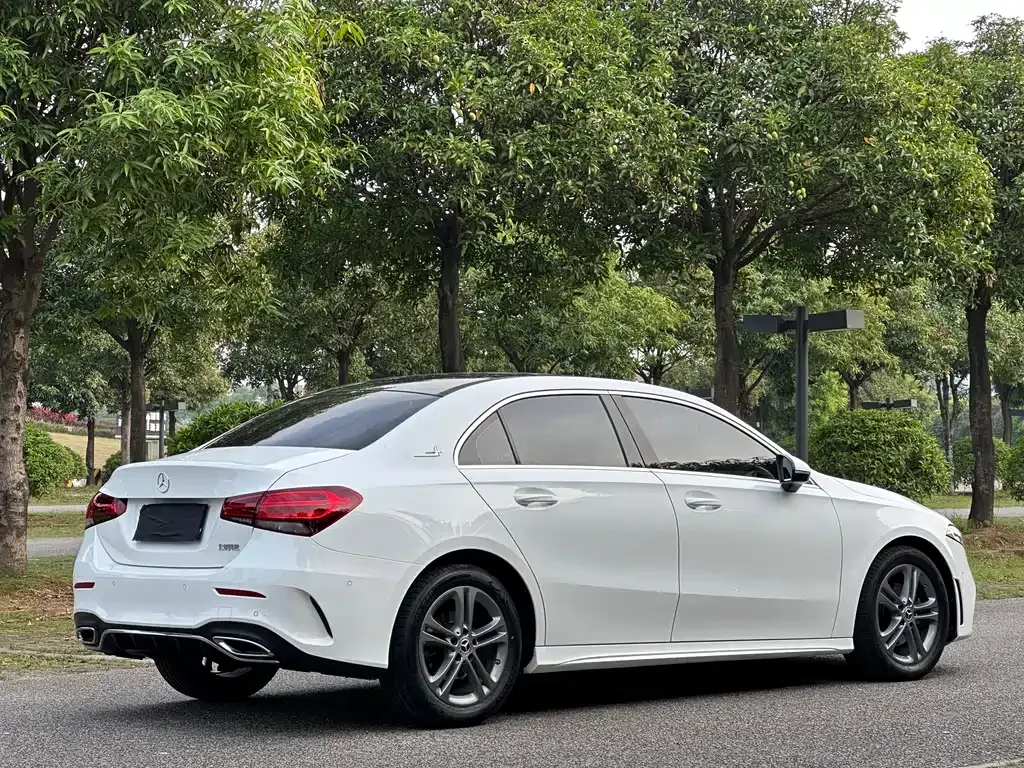 Mercedes-Benz A-Class — фото 6