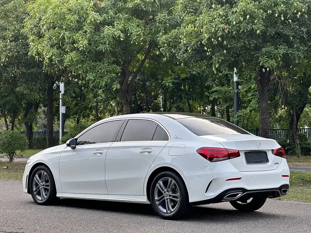 Mercedes-Benz A-Class — фото 10