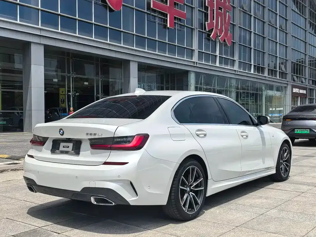 BMW 3 Series — фото 10