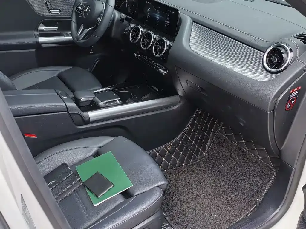 Mercedes-Benz GLA — фото 10