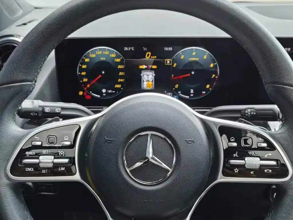 Mercedes-Benz GLA — фото 4