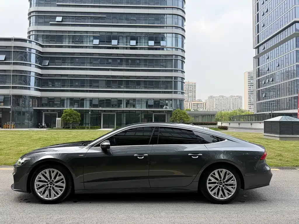 Audi A7 — фото 6