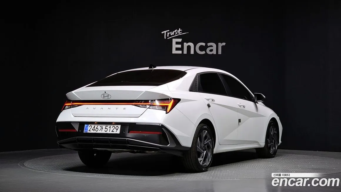 Hyundai AVANTE — фото 4