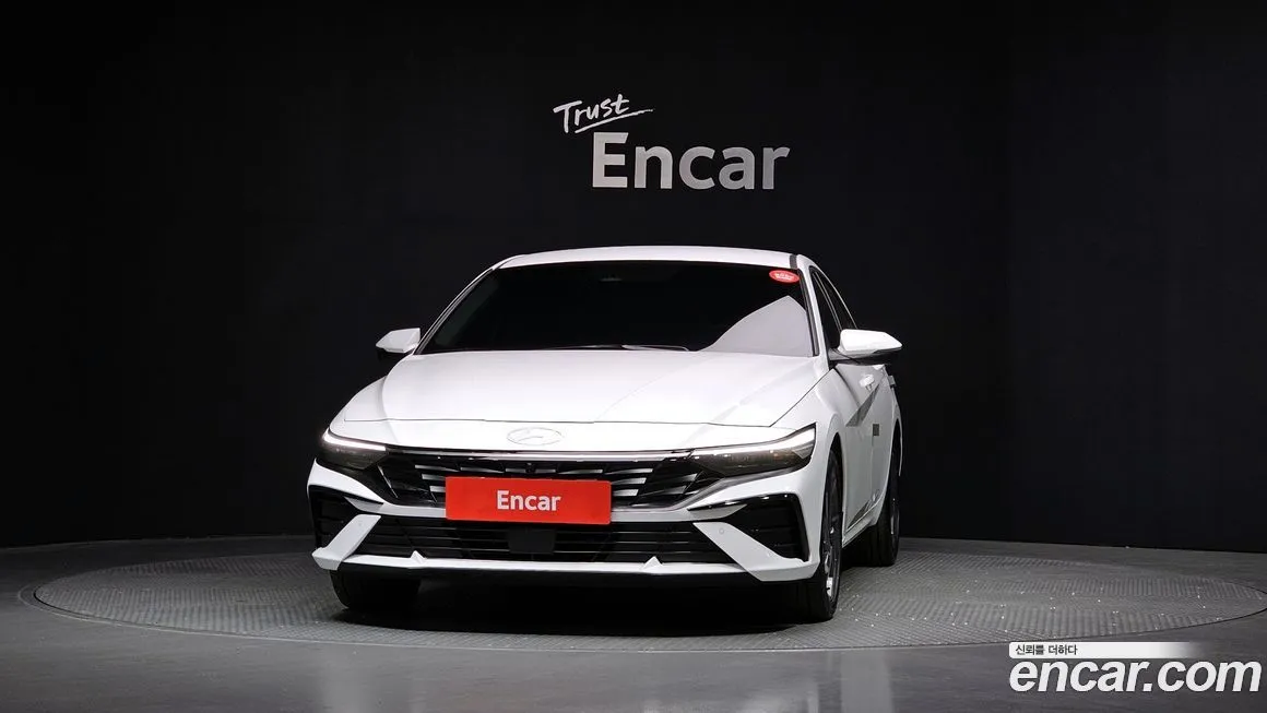 Hyundai AVANTE — фото 3