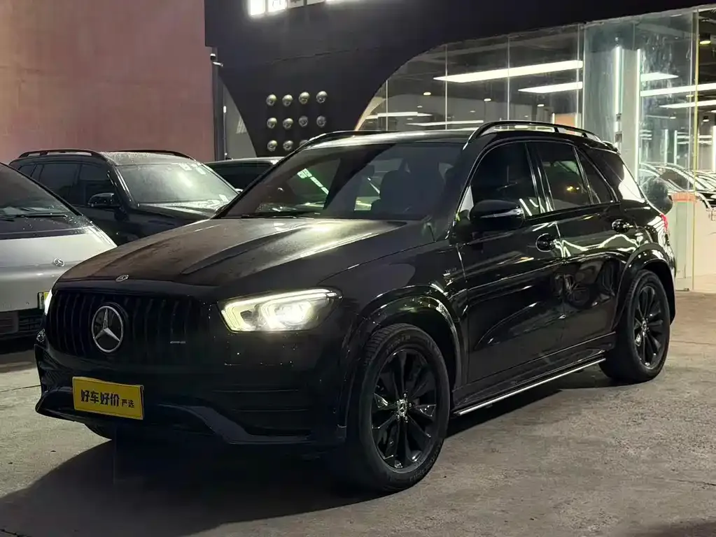 Mercedes-Benz GLE — фото 1