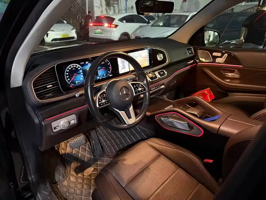 Mercedes-Benz GLE — фото 7