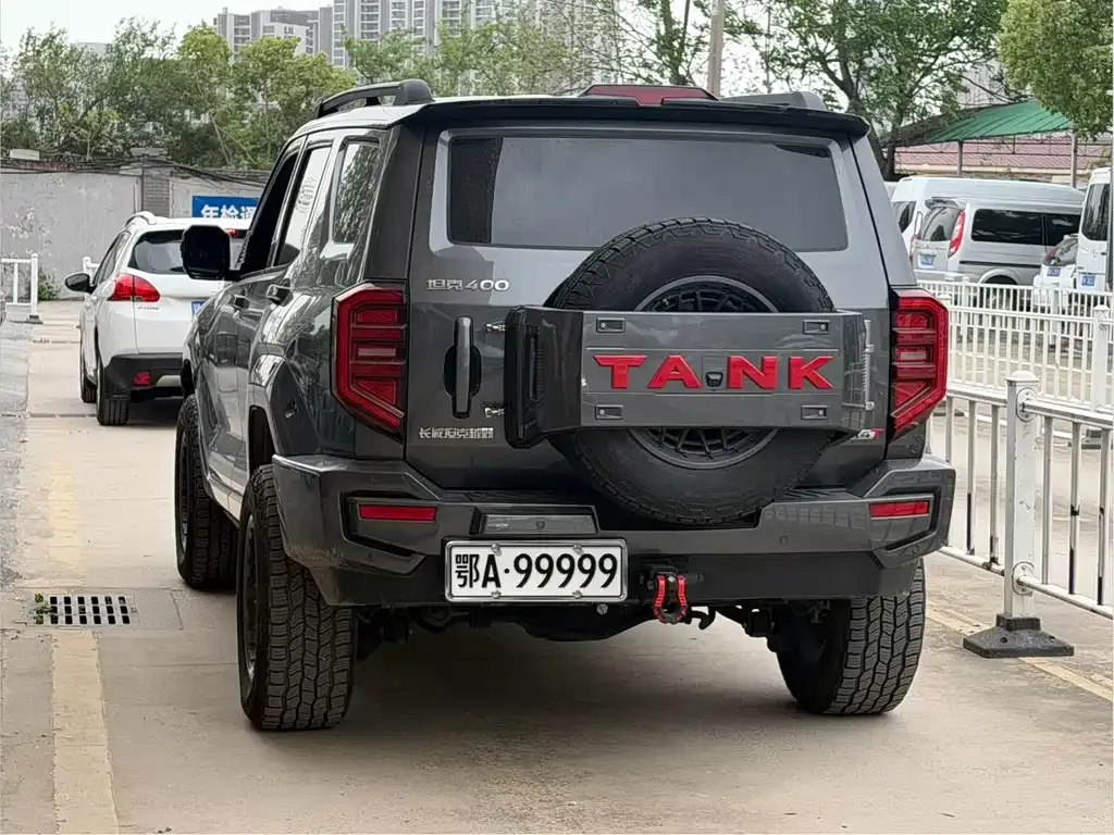 Tank 400 New Energy — фото 10