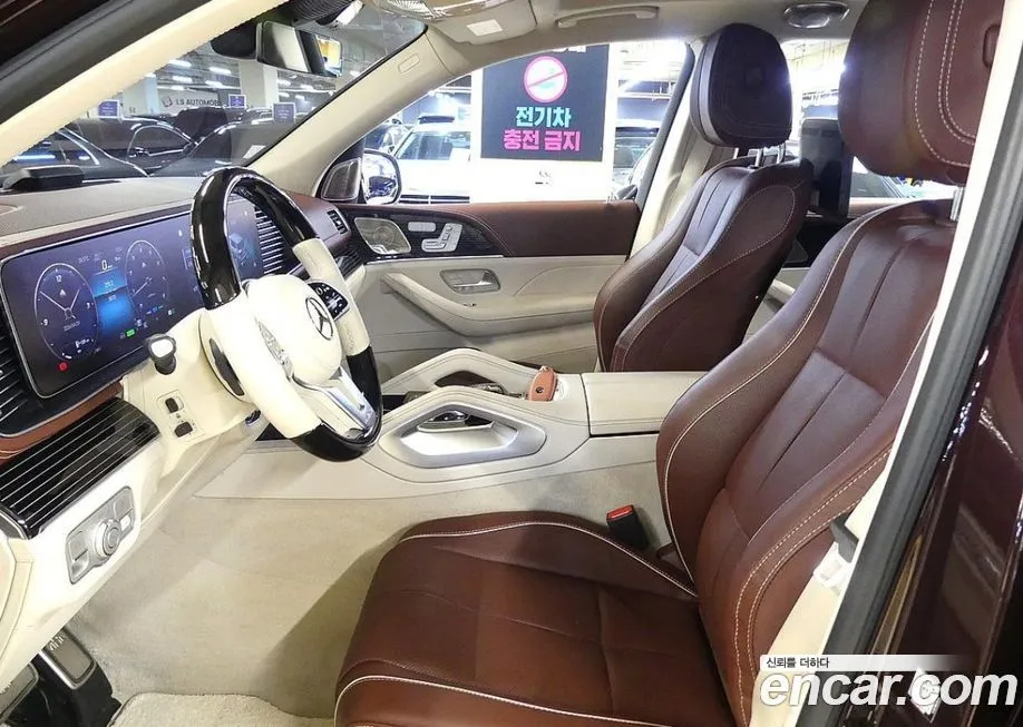 Mercedes-Benz GLS-Class — фото 10