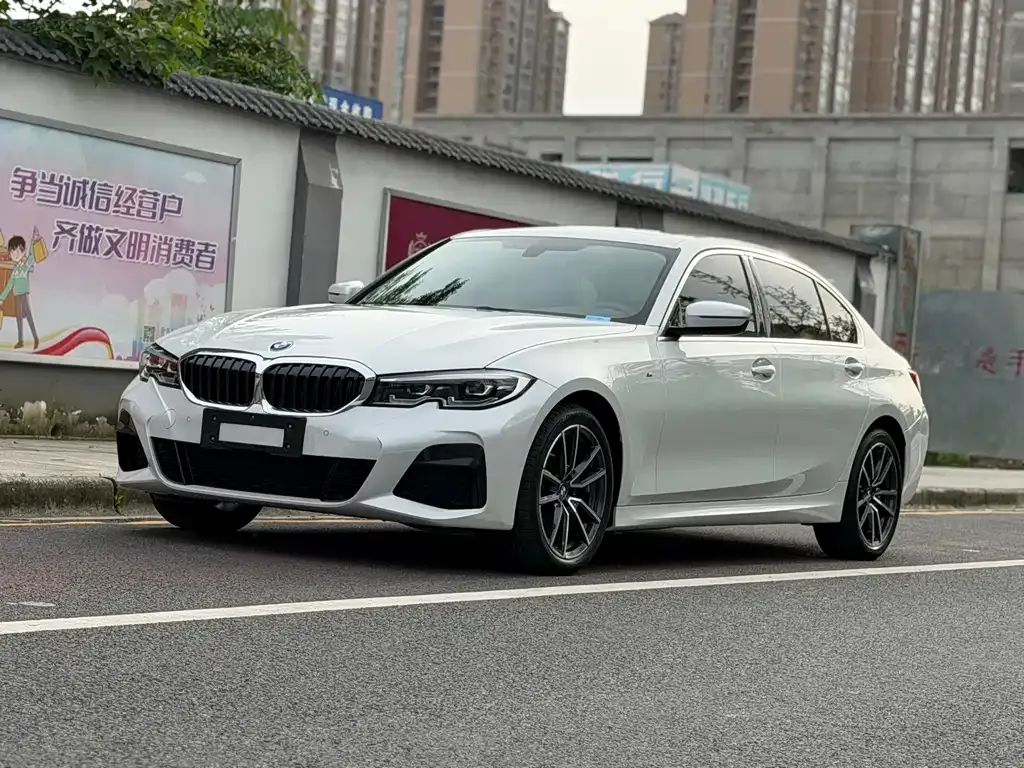 BMW 3 Series — фото 1