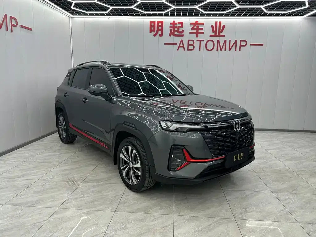 Changan CS35PLUS — фото 3
