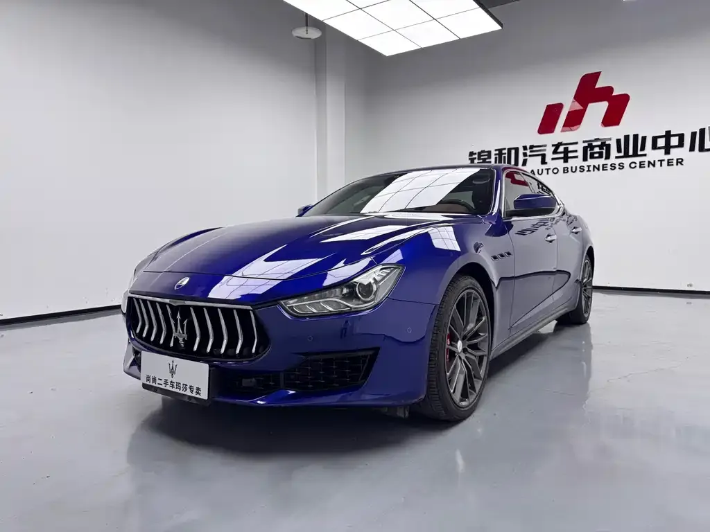 Maserati Ghibli — фото 1