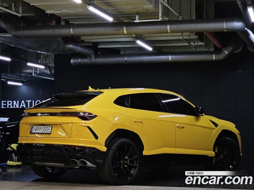 Lamborghini Urus — фото 6