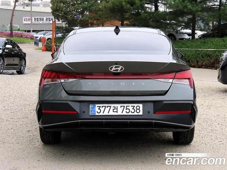 Hyundai AVANTE — фото 8
