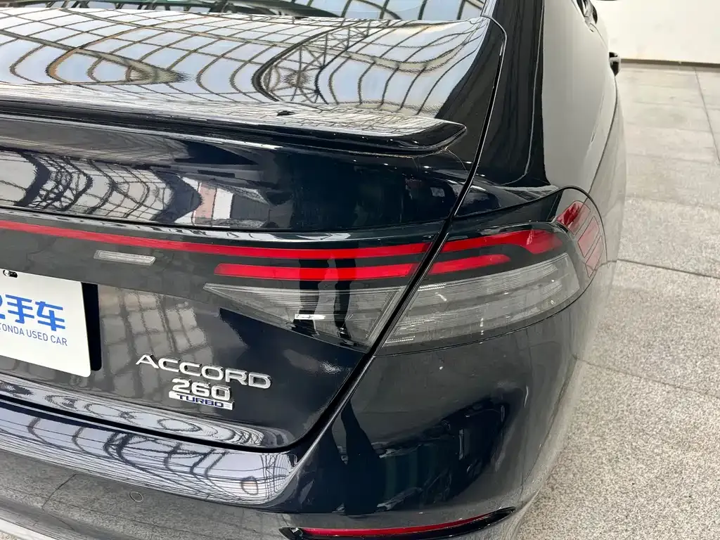 Honda Accord — фото 4