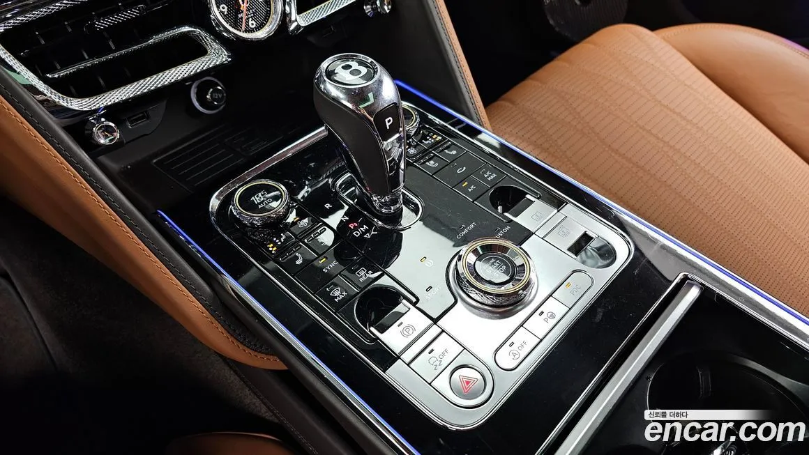 Bentley Flying Spur — фото 5