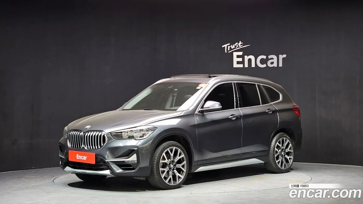 BMW X1 — фото 1