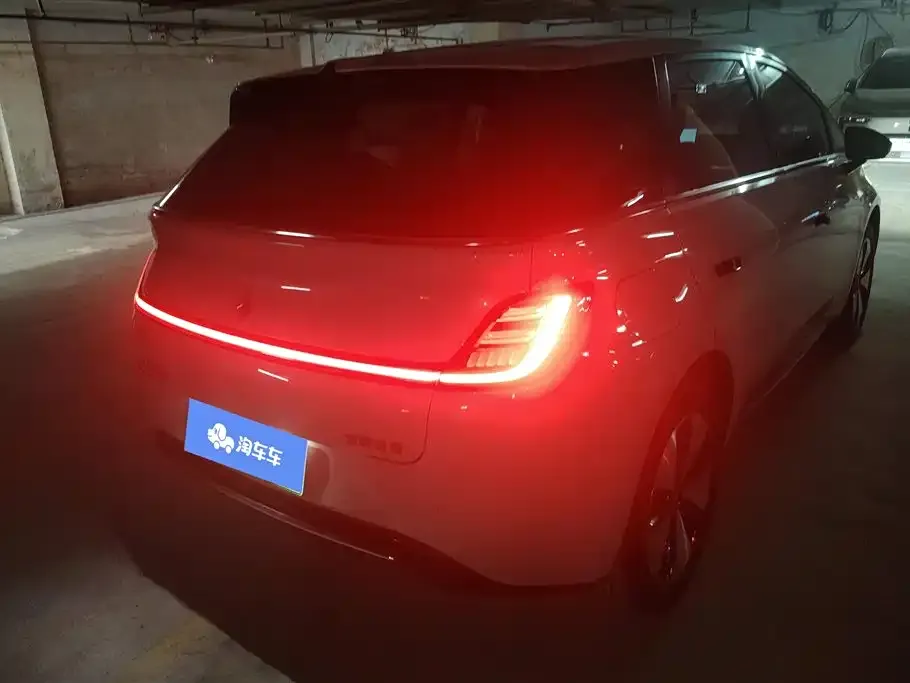 Baojun Yunduo — фото 6