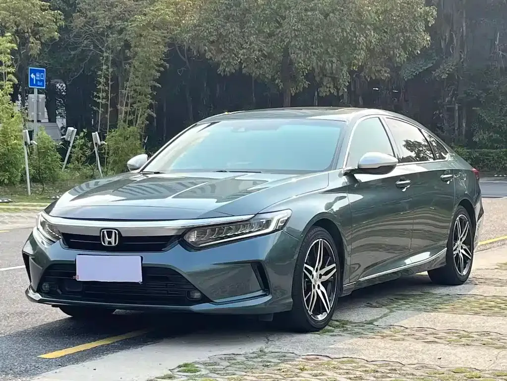 Honda Inspire — фото 1