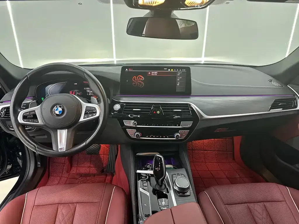 BMW 5 Series — фото 10