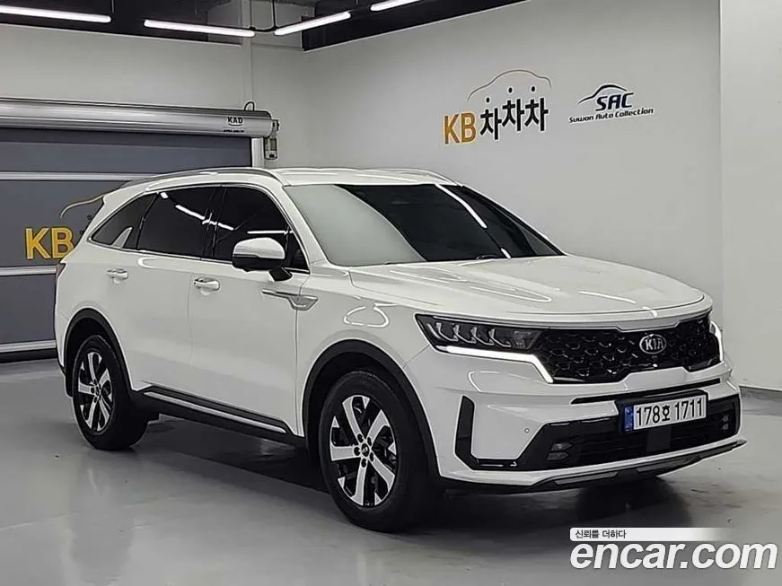 Kia Sorento — фото 8