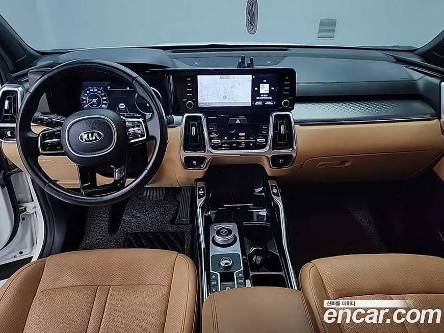 Kia Sorento — фото 9