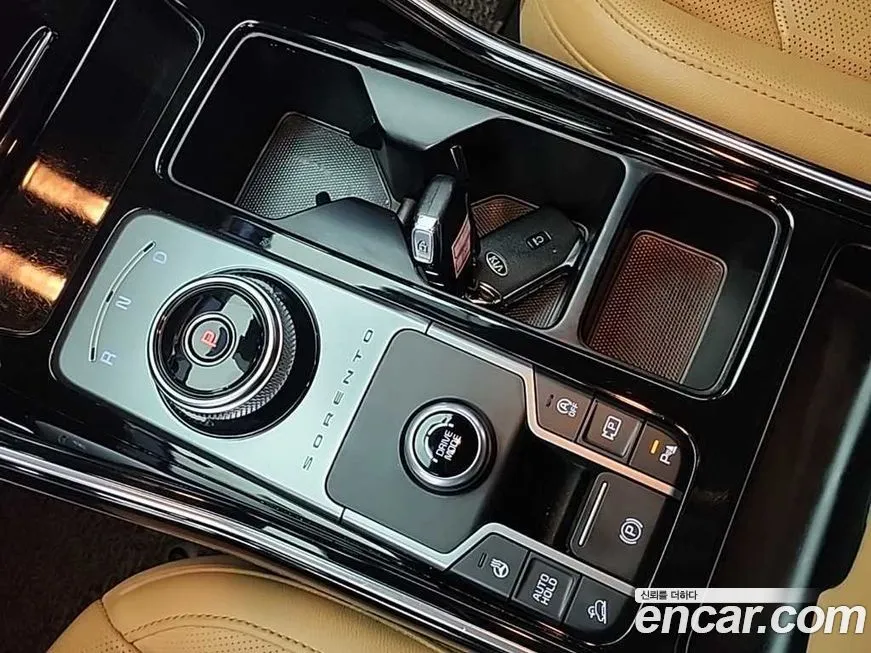 Kia Sorento — фото 10