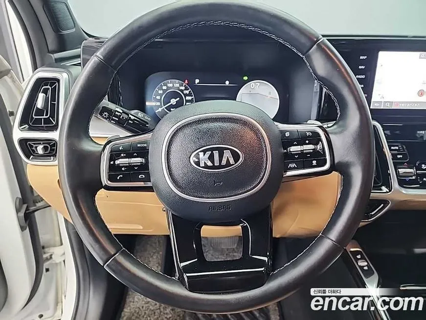 Kia Sorento — фото 3