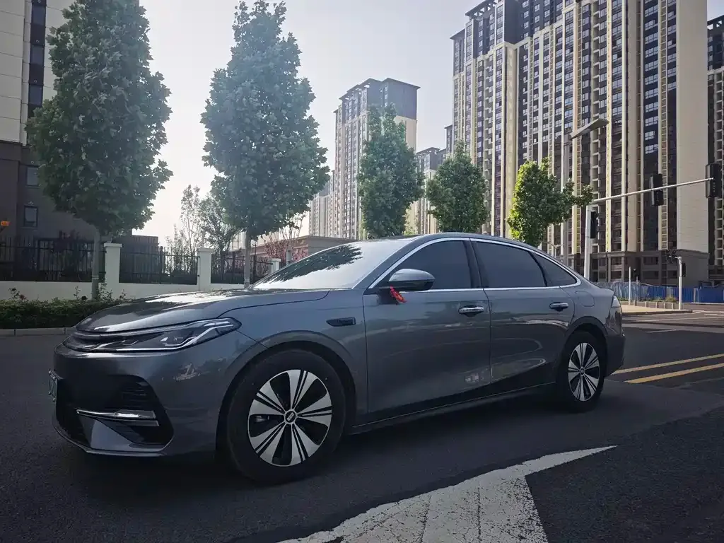 Geely Galaxy A7 — фото 9