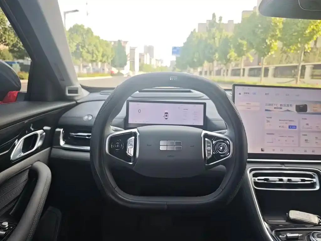 Geely Galaxy A7 — фото 3