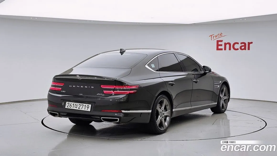 Genesis G80 — фото 10