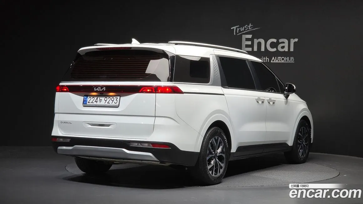 Kia Carnival — фото 2