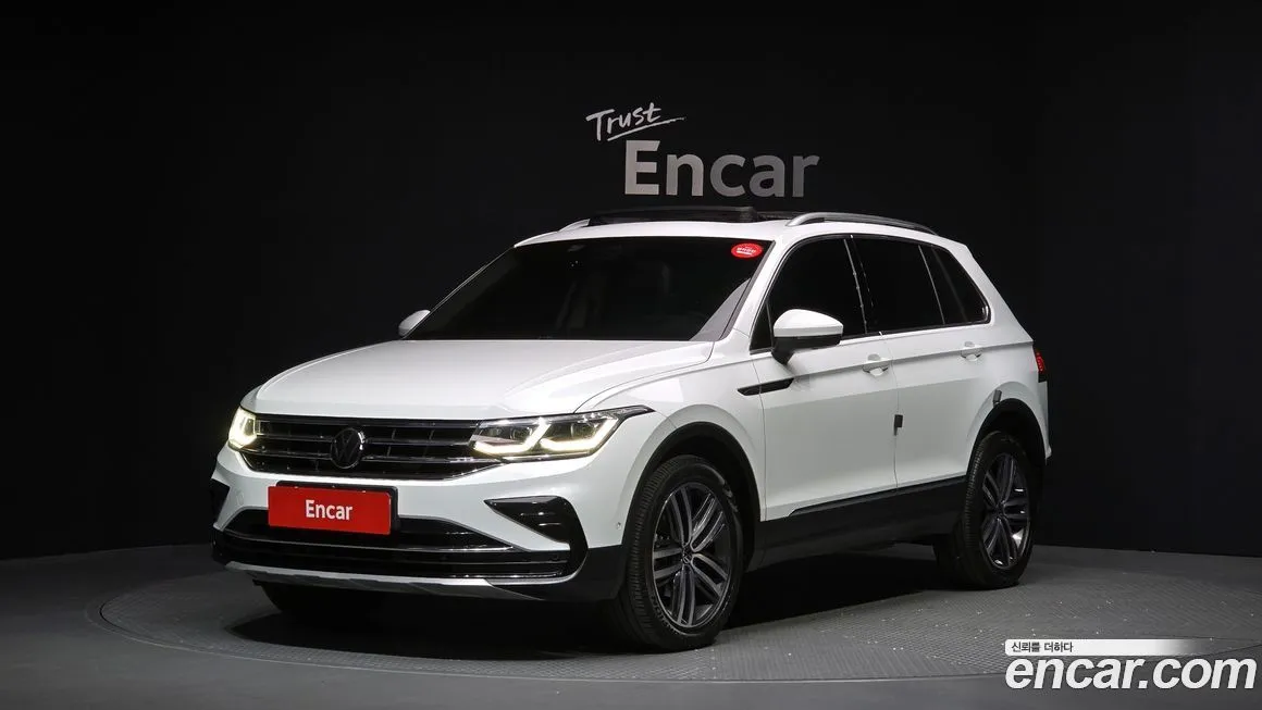 Volkswagen Tiguan — фото 1