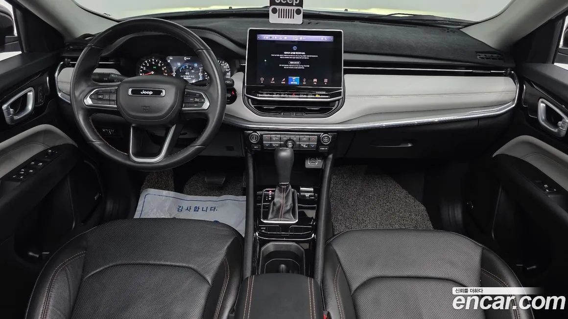 Jeep Compass — фото 6