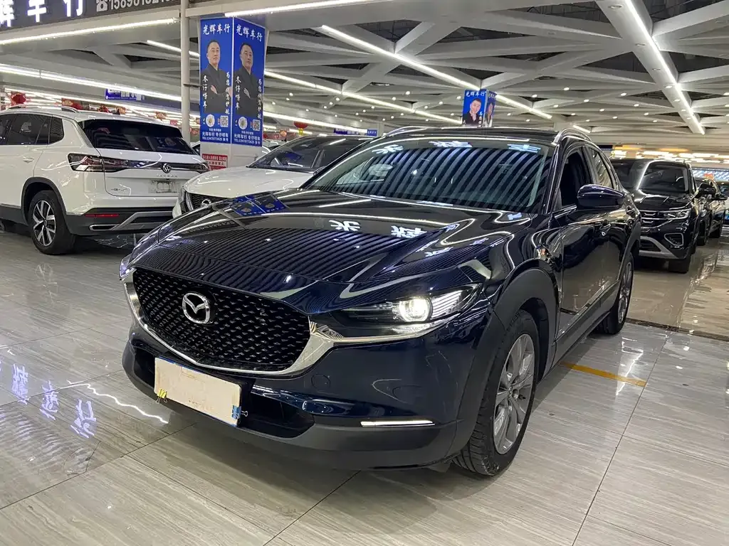 Mazda CX-30 — фото 1