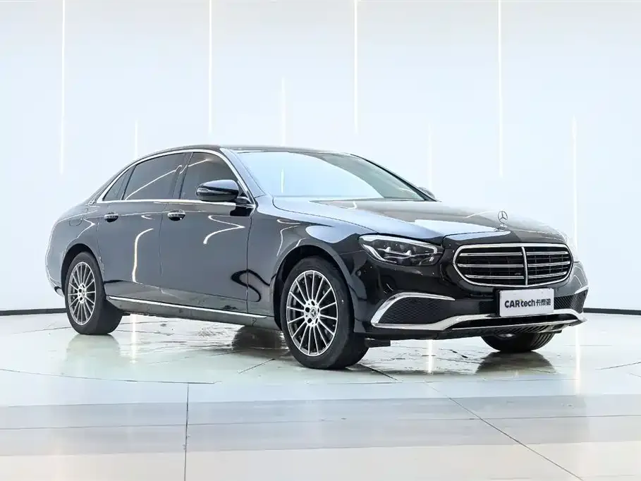 Mercedes-Benz E-Class — фото 10