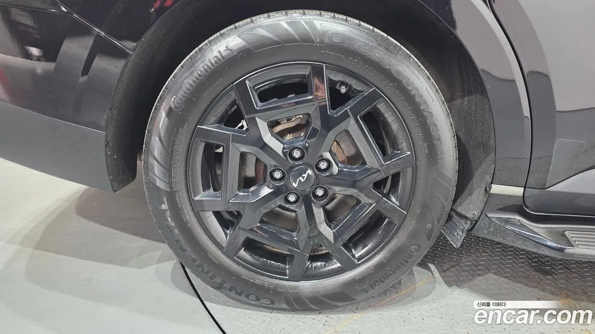 Kia Carnival — фото 10