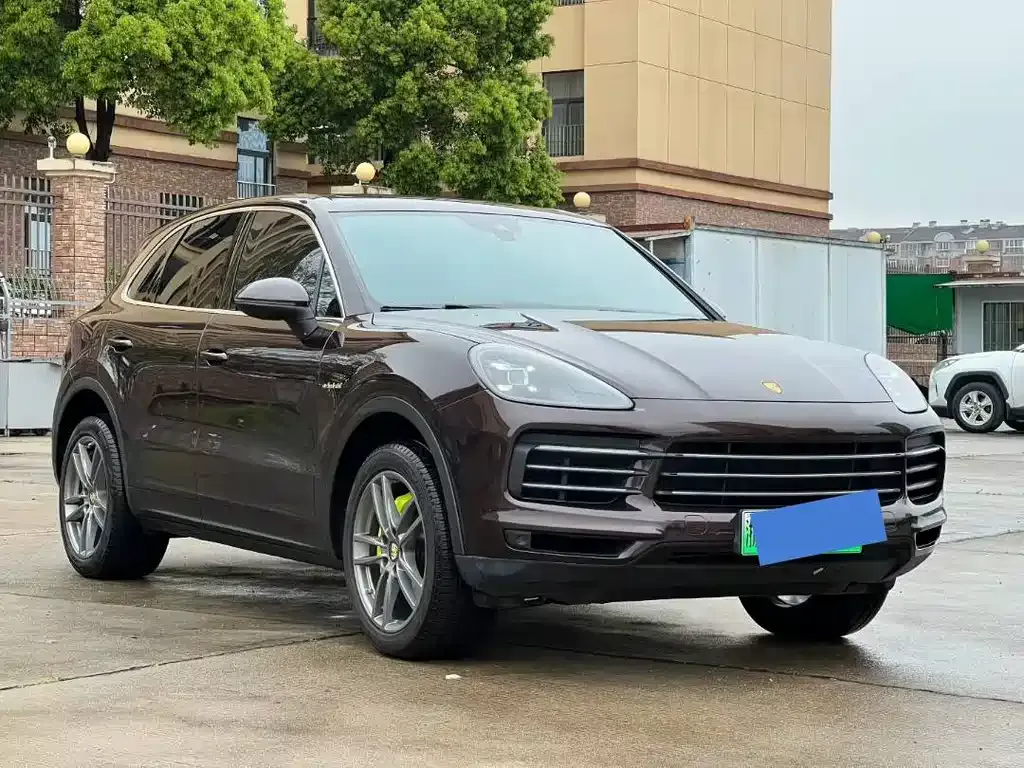 Porsche Cayenne Hybrid — фото 5
