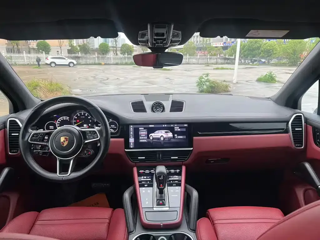 Porsche Cayenne Hybrid — фото 7