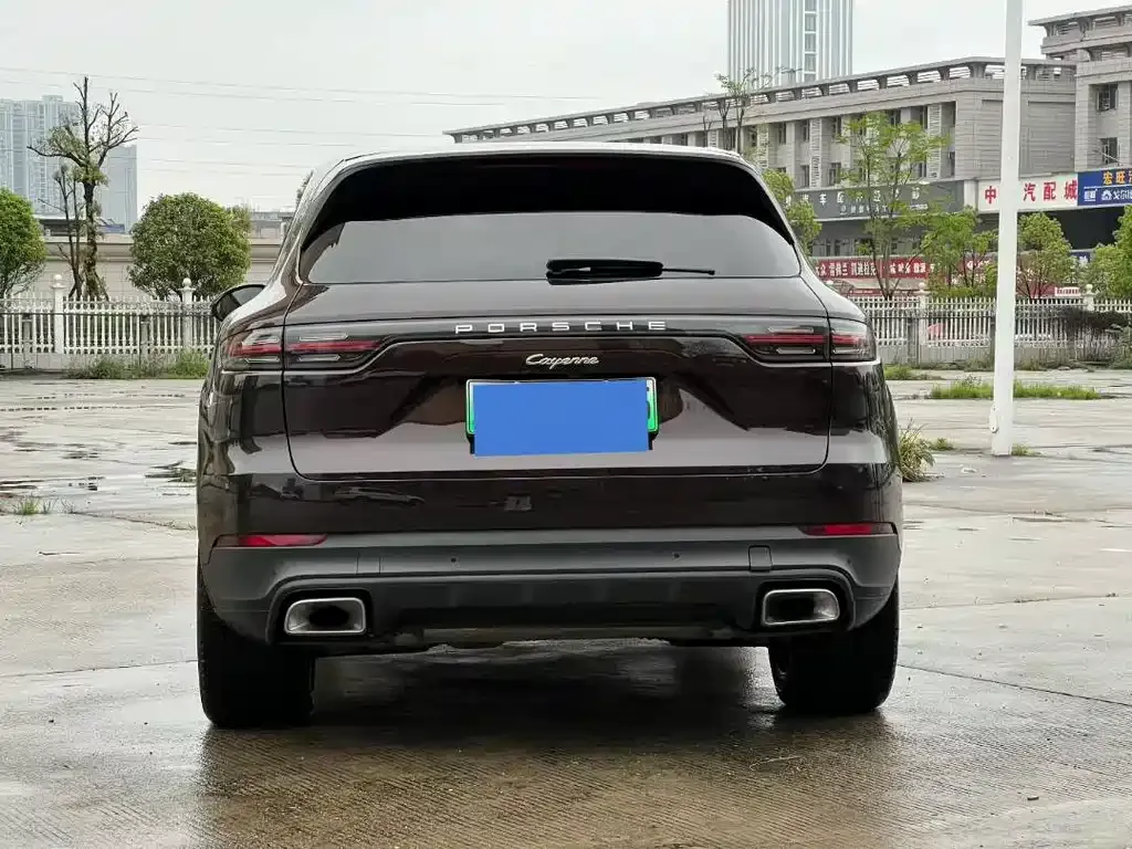 Porsche Cayenne Hybrid — фото 6