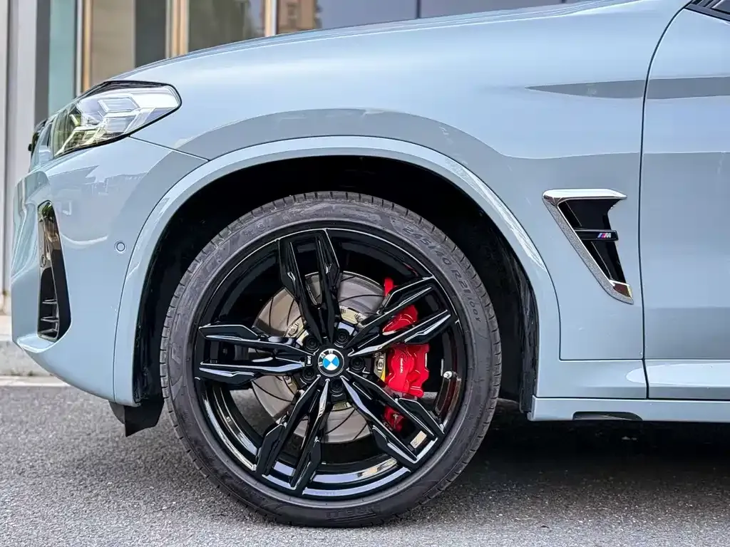 BMW X4 M40i — фото 9