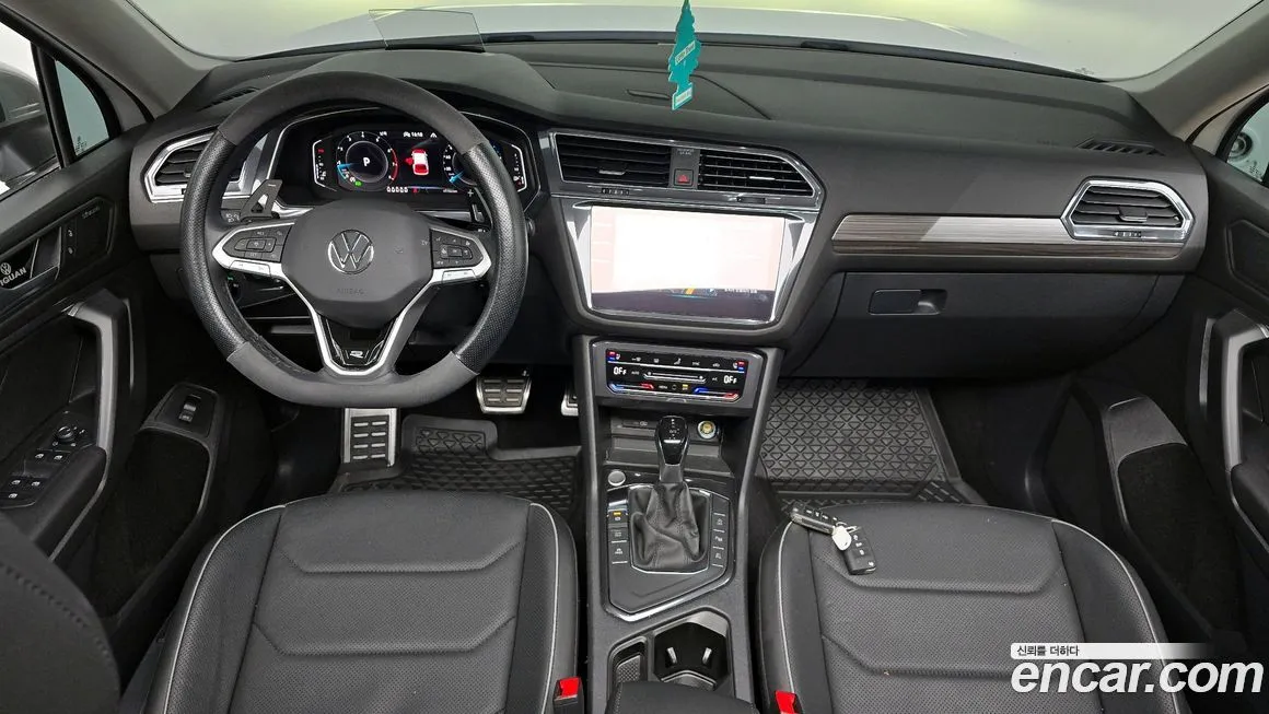Volkswagen Tiguan — фото 3
