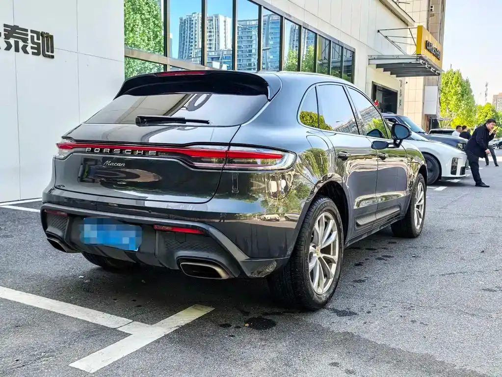 Porsche Macan — фото 6