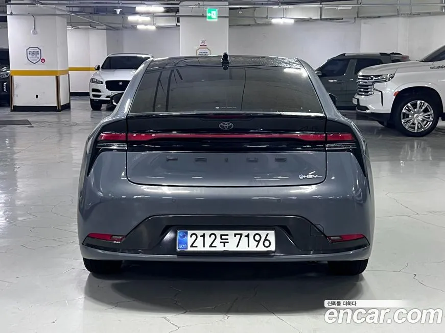 Toyota Prius — фото 4
